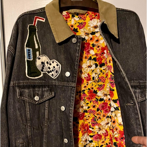 Gucci denim jacket worn 5x like new - Picture 3 of 3